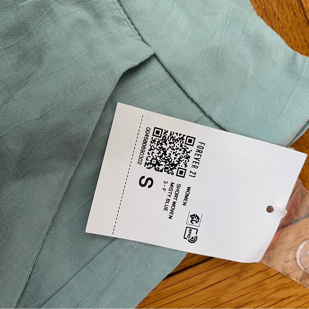 NWT Forever 21 Mint Green Women's Shorts, size S - Picture 3 of 5